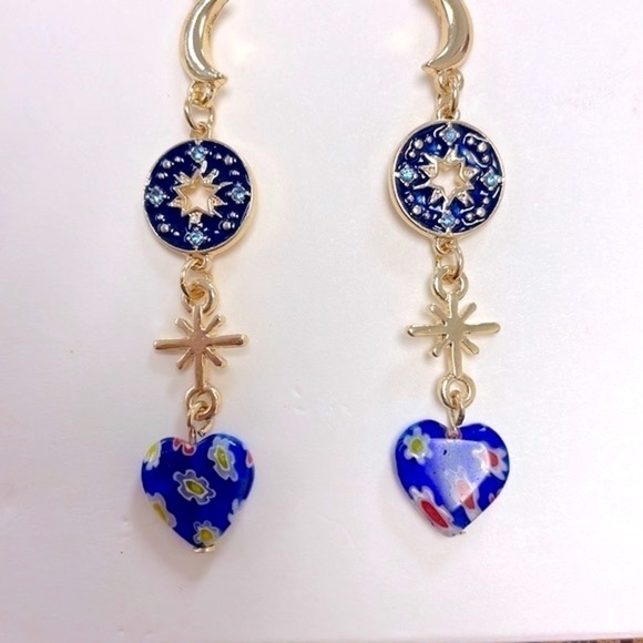 Brand New C&C California Gold Tone Blue Flower Heart Moon Star Drop Earrings - Picture 5 of 14